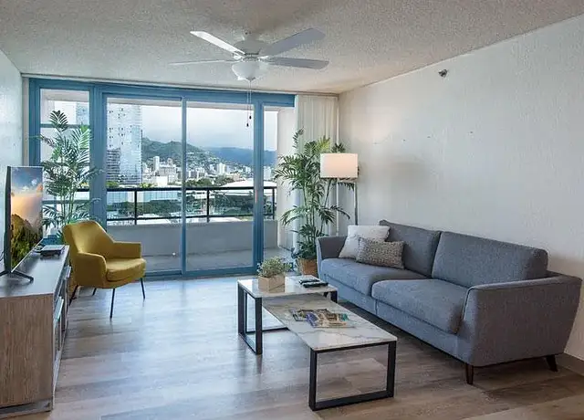 Photo of 860 Halekauwila St, Honolulu, HI 96813