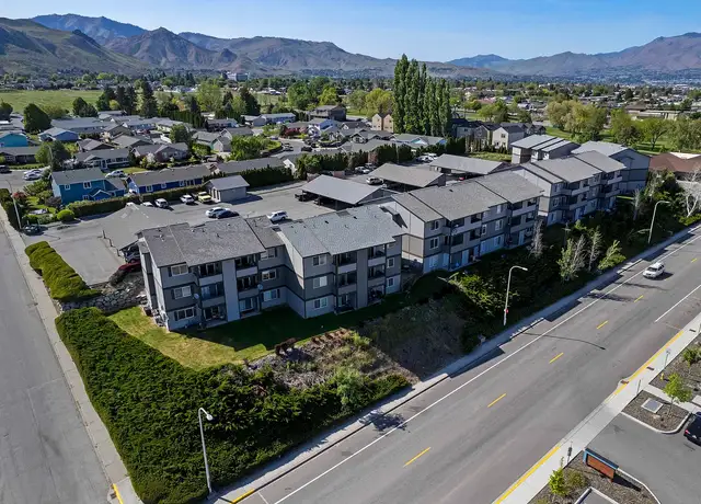 Photo of 212 Antles St, Wenatchee, WA 98801