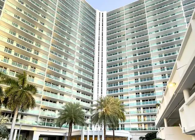Property at 100 Bayview Dr #412, Sunny Isles Beach, FL, 33160, 1 bed, 1.5 baths, [object Object]
