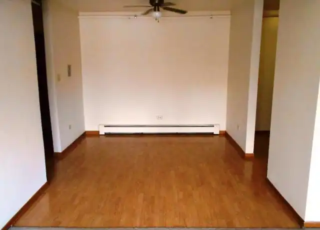 Property at 2260 Breezewood Ln, Hanover Park, IL, 60133, 1 bed, 1 bath, [object Object]