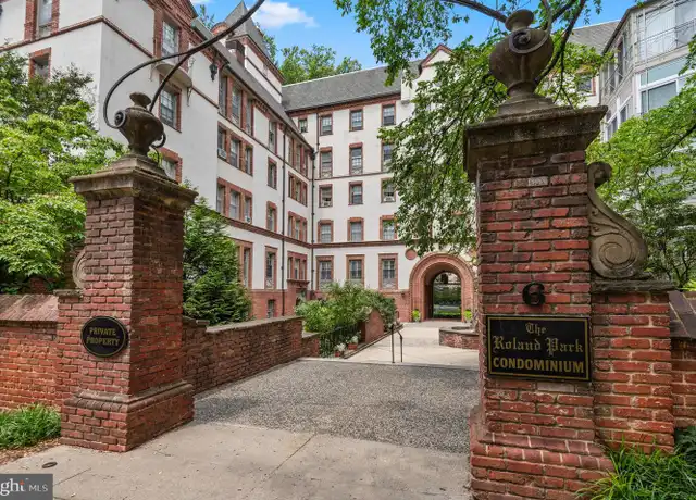 Property at 6 Upland Rd Unit F3, Baltimore, MD, 21210, 3 beds, 2 baths, [object Object]