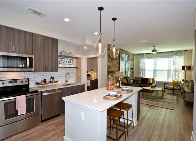 Property at 465 Memorial Dr SE Unit 236, Atlanta, GA, 30312, 2 beds, 2 baths, [object Object]
