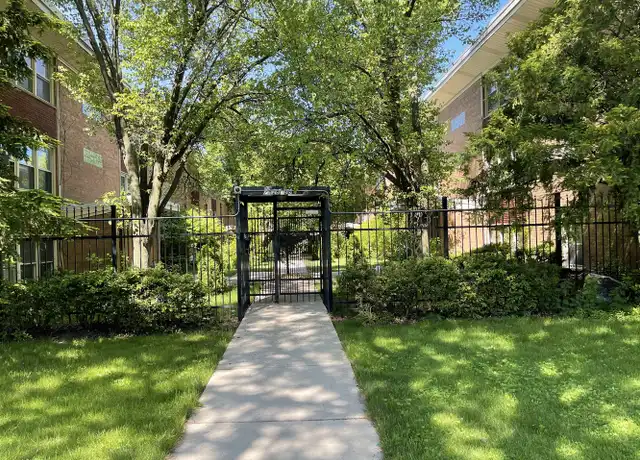 Property at 7530 N Ridge Blvd Unit 3W, Chicago, IL, 60645, 2 beds, 1.5 baths, [object Object]