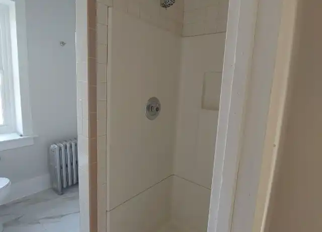 Property at 825 Jersey Ave Unit A, Gloucester City, NJ, 08030, 4 beds, 2 baths, [object Object]