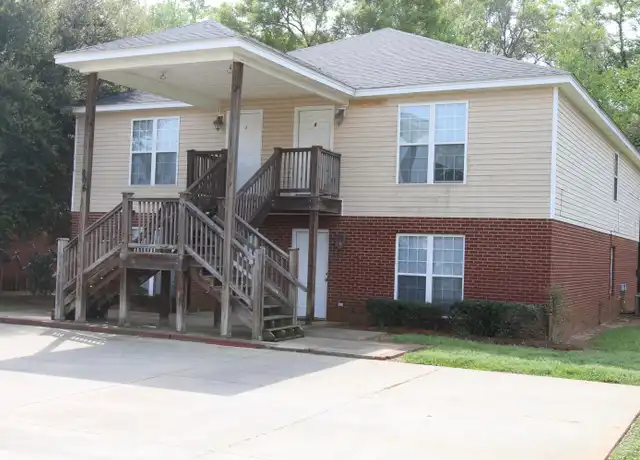 Property at 806 cardinal grove Ct Unit 2, Albany, GA, 31701, 2 beds, 2 baths, [object Object]