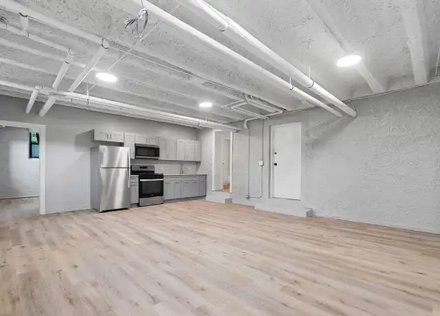 Property at 1425 North Ave Unit 3, Waukegan, IL, 60085, 2 beds, 2 baths, [object Object]