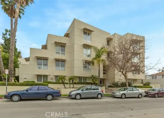 Property at 11099 Ophir Dr #105, Los Angeles, CA, 90024, 2 beds, 3 baths, [object Object]