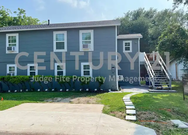 Property at 305 S Preston St Unit B, Ennis, TX, 75119, 1 bed, 1 bath, [object Object]