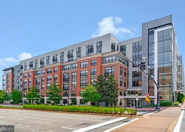 Property at 145 Riverhaven Dr #135, Oxon Hill, MD, 20745, 2 beds, 2 baths, [object Object]