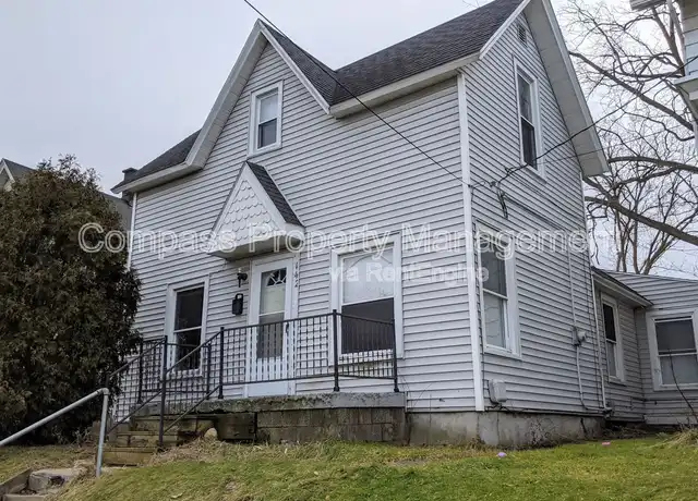 Property at 142 Page St NE, Grand Rapids, MI, 49505, 4 beds, 2 baths, [object Object]