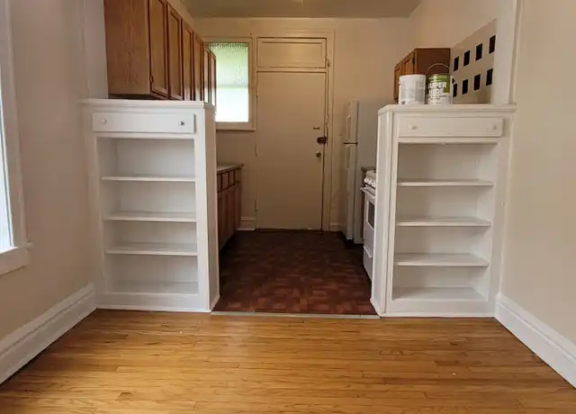 Property at 4931 N Whipple St Unit 3E, Chicago, IL, 60625, 1 bed, 1 bath, [object Object]