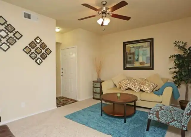 Property at 1020 Raleigh Dr Unit 1015, Carrollton, TX, 75007, 1 bed, 1 bath, [object Object]