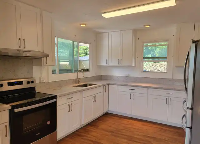 Property at 3415 Kalua Rd Unit C, Honolulu, HI, 96816, 3 beds, 2 baths, [object Object]