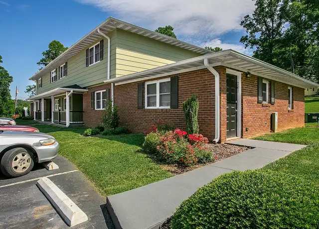 Photo of 30 Allen Ave, Asheville, NC 28803