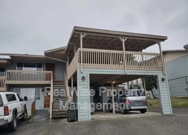 Property at 2953 W Lorraine Ave, Roseburg, OR, 97471, 3 beds, 1 bath, [object Object]