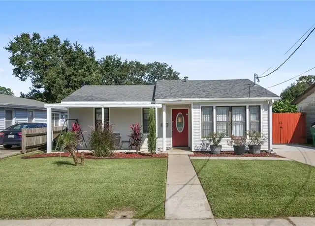 Property at 61 Creagan Ave, Gretna, LA, 70053, 3 beds, 2 baths, [object Object]
