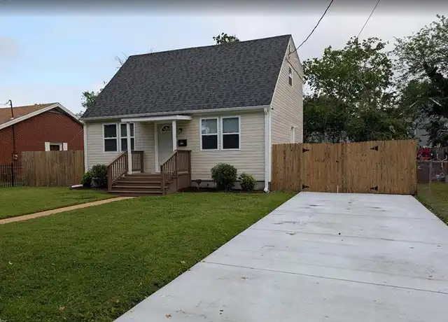 Property at 206 Woodview Ave, Norfolk, VA, 23505, 3 beds, 2 baths, [object Object]