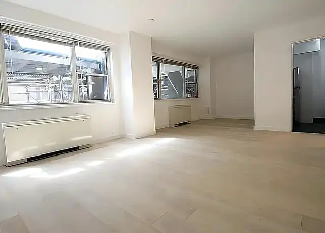 Property at 321 E 48th St Unit 2E, New York, NY, 10017, 0 beds, 1 bath, [object Object]