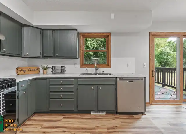 Property at 10135 29th Ave N, Minneapolis, MN, 55441, 4 beds, 2 baths, [object Object]