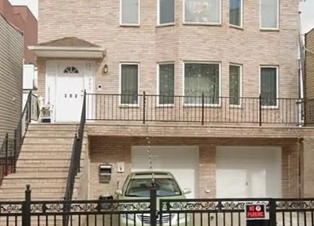Property at 352 4th St Fl 1, Jersey City, NJ, 07302, 2 beds, 2 baths, [object Object]
