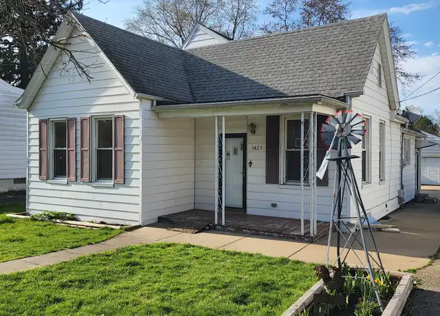 Property at 3423 W Hill St, Peoria, IL, 61605, 2 beds, 1 bath, [object Object]