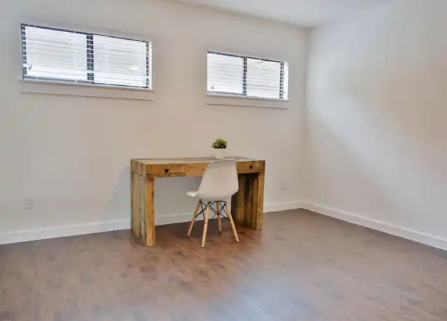 Property at 2301 Commonwealth St Unit 17, Houston, TX, 77006, 1 bed, 1 bath, [object Object]
