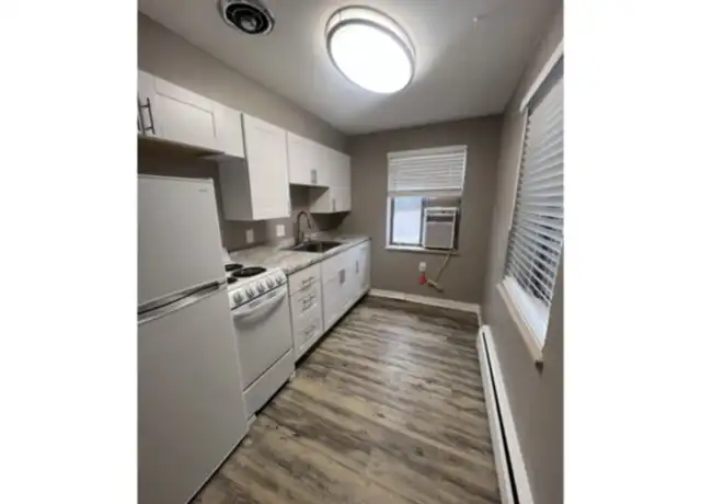 Property at 3651 S Cherokee St, Englewood, CO, 80110, 2 beds, 1 bath, [object Object]