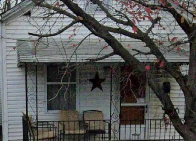 Property at 418 Pershing Ave, Hamilton, OH, 45011, 1 bed, 1 bath, [object Object]