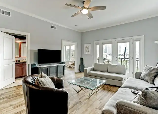 Property at 1900 Genesee St Unit 220109, Houston, TX, 77006, 1 bed, 1 bath, [object Object]