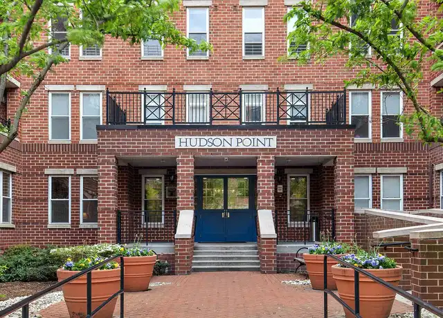 Property at Hudson Point - 131 Dudley St, Jersey City, NJ, 07302, 1-2 bed, 1-2 bath, [object Object]