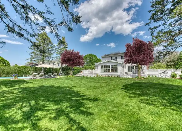 Property at 25 Pleasant Ln, Southampton, NY, 11968, 4 beds, 4 baths, [object Object]