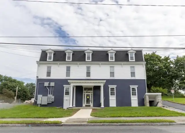 Property at 713 Locust St Unit 2, Lebanon, PA, 17042, 1 bed, 1 bath, [object Object]