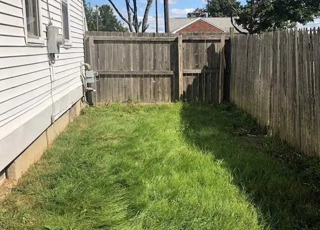 Property at 11560 Metter Ave, Warren, MI, 48089, 2 beds, 1 bath, [object Object]