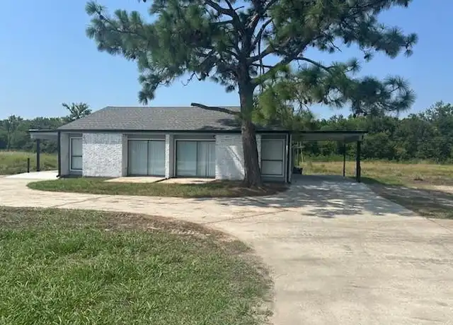 Property at 236 F Edward Hebert Blvd, Belle Chasse, LA, 70037, 1 bed, 1 bath, [object Object]