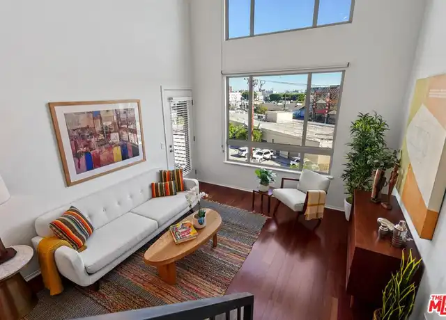 Property at 100 S Alameda St Unit 4XX, Los Angeles, CA, 90012, 1 bed, 1 bath, [object Object]
