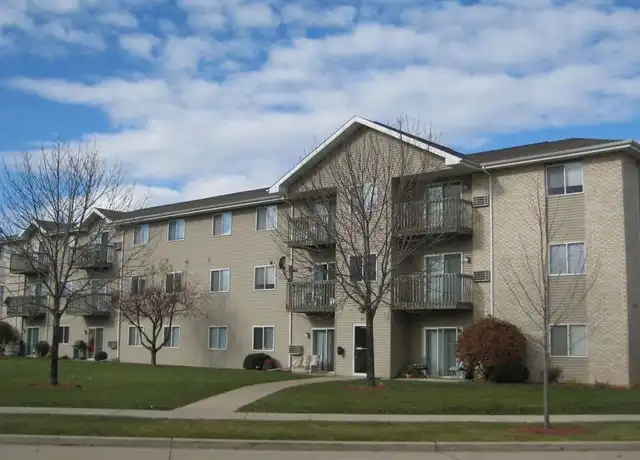 Property at 300 W Schindler Pl Unit 304-312, Menasha, WI, 54952, 3 beds, 1 bath, [object Object]
