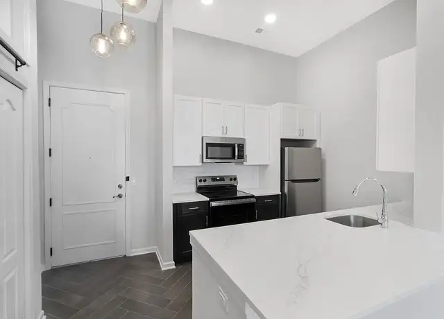 Photo of 691 Bloomfield Ave, Montclair, NJ 07042