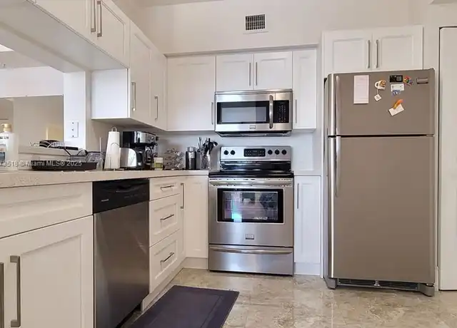 Property at 17100 N Bay Rd #1307, Sunny Isles Beach, FL, 33160, 2 beds, 2 baths, [object Object]