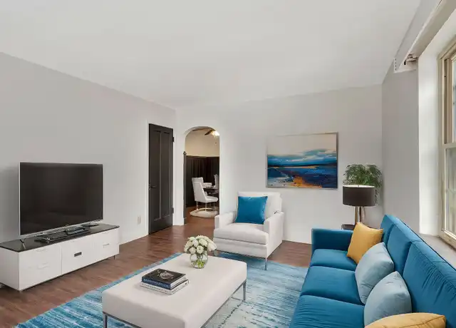 Property at 6313 Girard Ave Unit 2, Cincinnati, OH, 45213, 1 bed, 1 bath, [object Object]