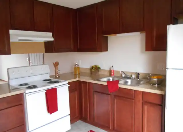 Property at 4016 84 St E Unit 1C, Parkland, WA, 98446, 2 beds, 1 bath, [object Object]