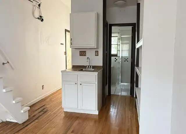 Property at 1218 Moore St Unit B, El Paso, TX, 79902, 3 beds, 2 baths, [object Object]
