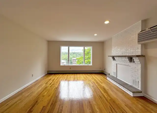 Property at 148 Bennett Ave Unit L1, Yonkers, NY, 10701, 3 beds, 2 baths, [object Object]