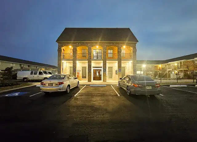 Property at Belmont Place - 10500 Valley Forge Dr, Houston, TX, 77042, 0 beds, 1 bath, [object Object]