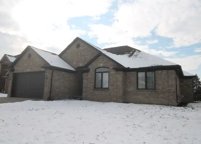 Property at 45431 Pentwater Dr, Macomb, MI, 48044, 3 beds, 1.5 baths, [object Object]