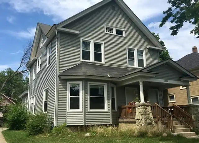 Property at 1213 Sherman St SE Apt 1, Grand Rapids, MI, 49506, 2 beds, 1 bath, [object Object]