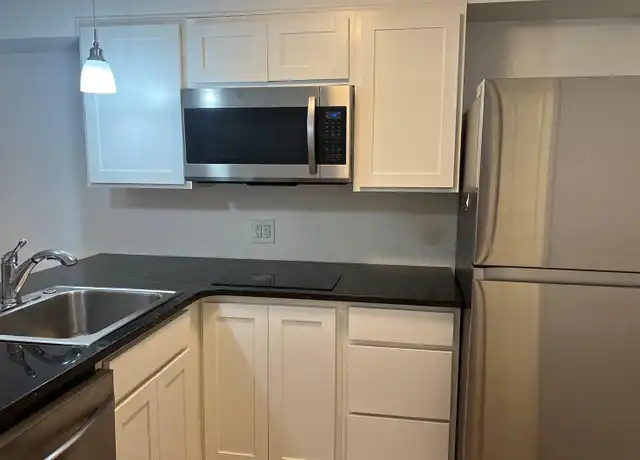Property at 2100 S High St, Denver, CO, 80210, 2 beds, 1 bath, [object Object]