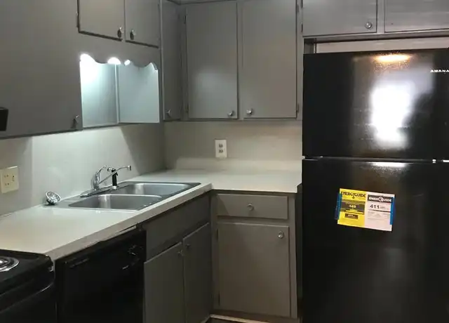 Property at 110 Ray Ave Unit 11, Hueytown, AL, 35023, 2 beds, 2 baths, [object Object]
