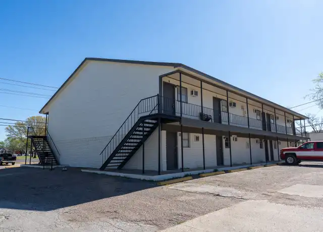 Property at 104 Faye Dr Unit 4, Waco, TX, 76705, 1 bed, 1 bath, [object Object]