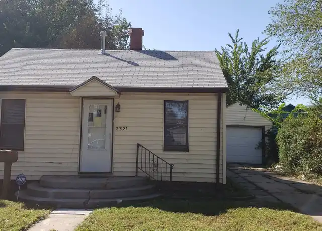 Property at 2321 S Topeka Ave, Wichita, KS, 67211, 2 beds, 1 bath, [object Object]