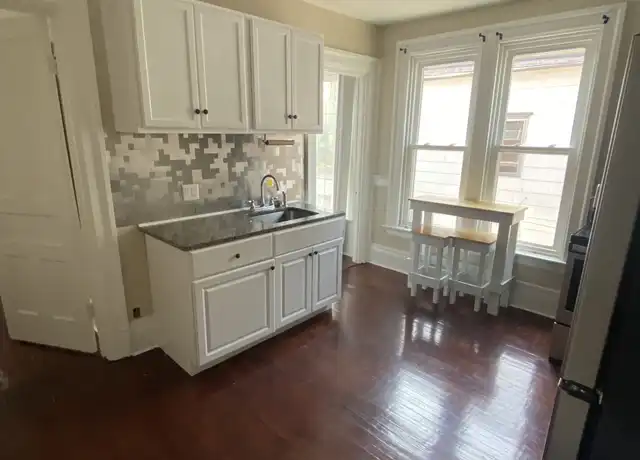 Property at 133 Elmwood Ave Unit 3, Buffalo, NY, 14201, 2 beds, 1 bath, [object Object]